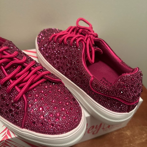 NWT Heygirl by Corkys Glittery Fuchsia Sneakers - Picture 6 of 10